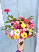 Load image into Gallery viewer, 2026 Bouquet Subscription