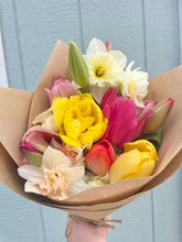 Load image into Gallery viewer, Mother’s Day Bouquets