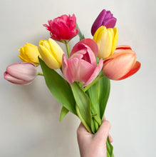 Load image into Gallery viewer, Mother’s Day Bouquets
