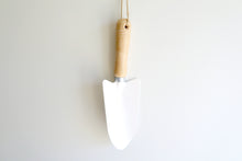 Load image into Gallery viewer, Metal Garden Shovel