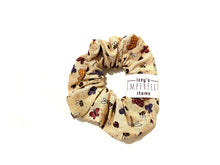 Load image into Gallery viewer, Sustainable Scrunchie