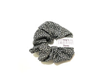 Load image into Gallery viewer, Sustainable Scrunchie